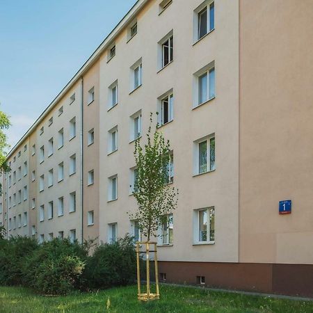 Mieszkanko Na Stawki Netflix Apartment Warsaw Exterior photo