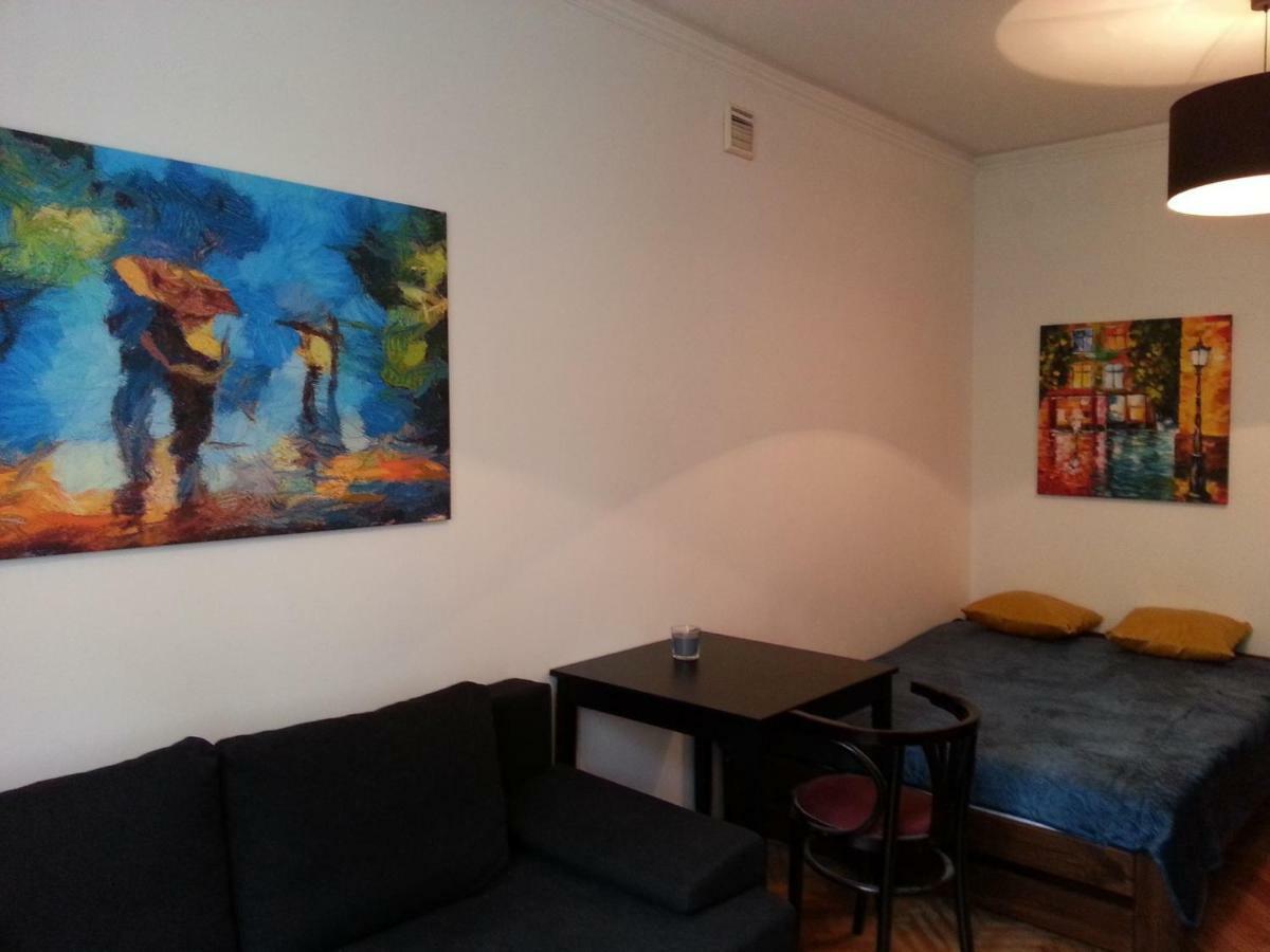 Mieszkanko Na Stawki Netflix Apartment Warsaw Exterior photo