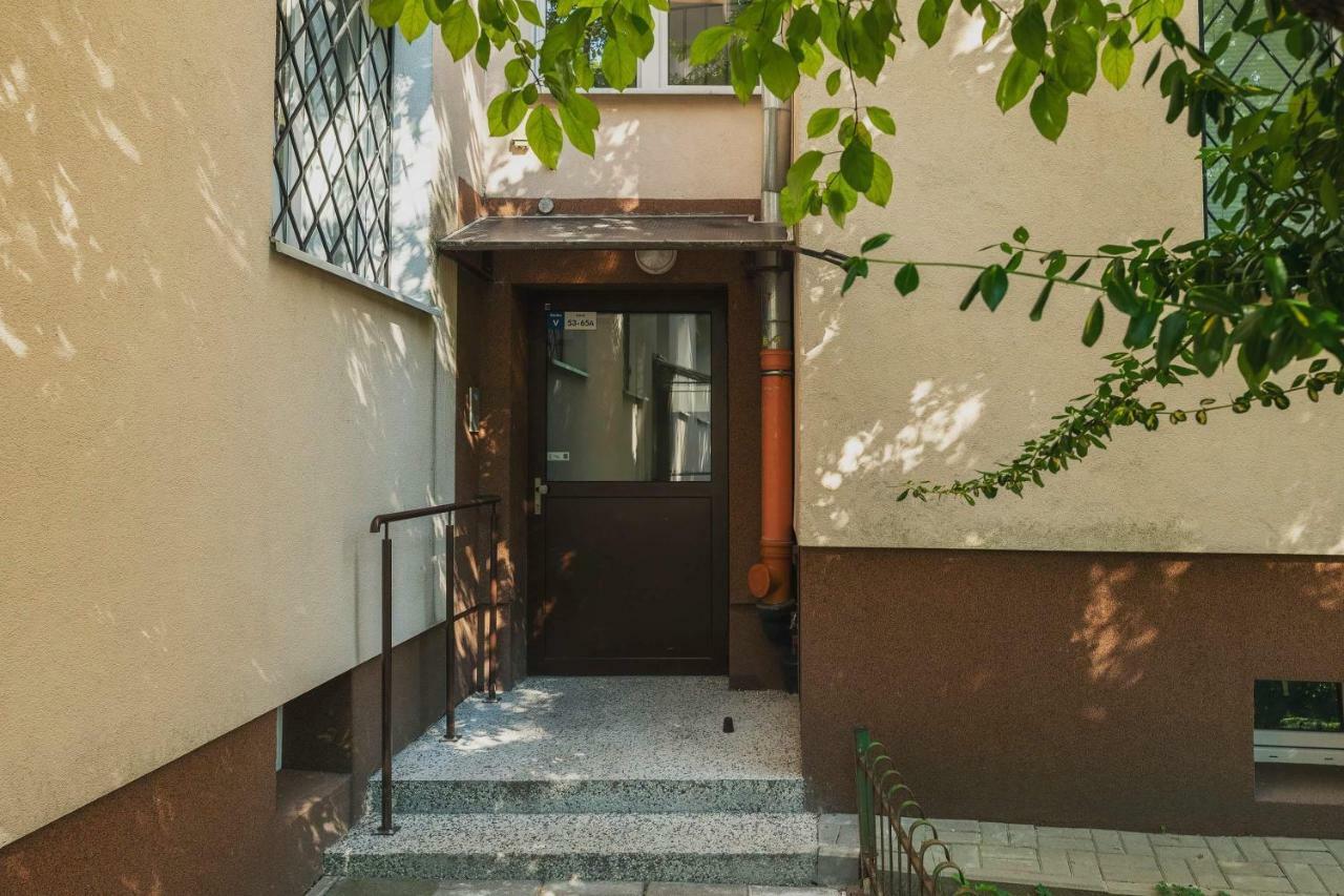 Mieszkanko Na Stawki Netflix Apartment Warsaw Exterior photo